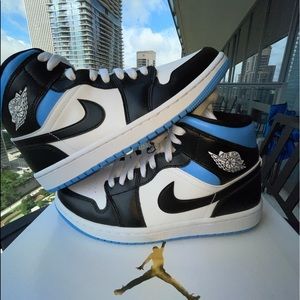 🆕Jordan 1 Mid University Black White Size 8.5